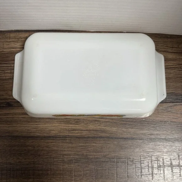 Fire King Anchor Hocking Nature's Bounty 1.5 Qt Rectangle Casserole Baking Dish - Picture 4 of 8